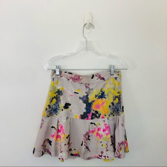 NWT Tinley Road Skirt Rainbow Watercolor Mini Tennis Gray Yellow Pink Purple - Picture 11 of 11